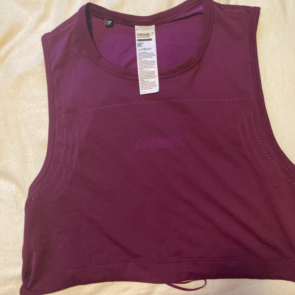 Gymshark lightweight seamless breeze crop top!